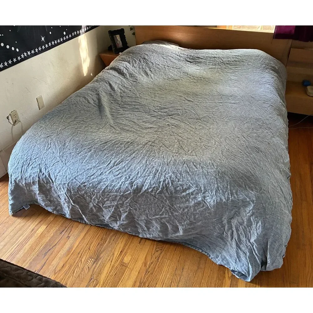 WEST ELM Blue Gray 100% Linen Queen Flat Top Sheet Size 102 x 90